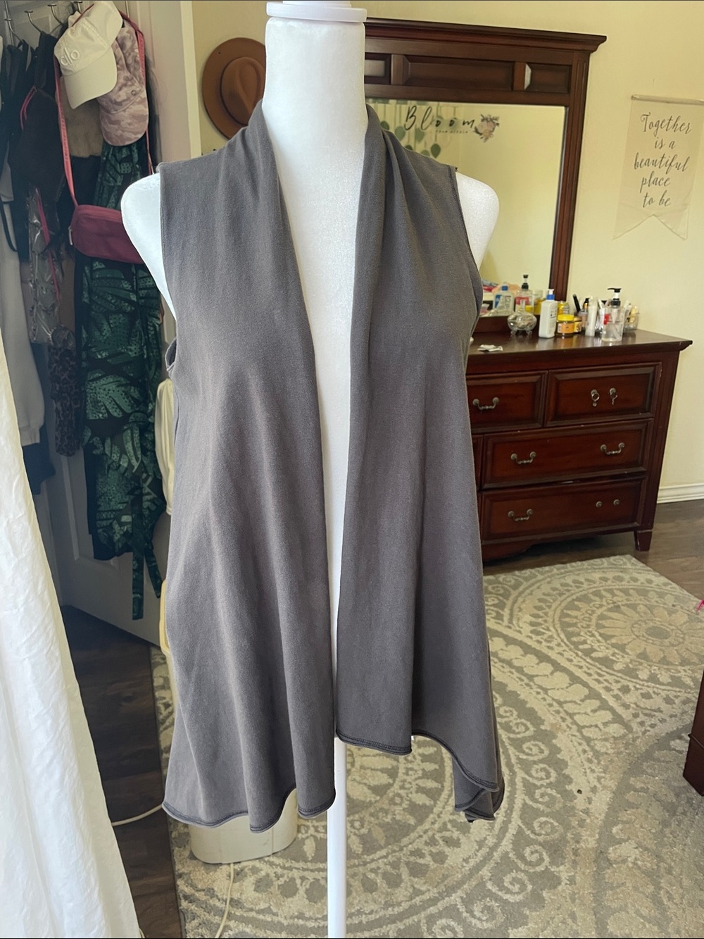 Open-Front Sleeveless Drape Vest in Gray